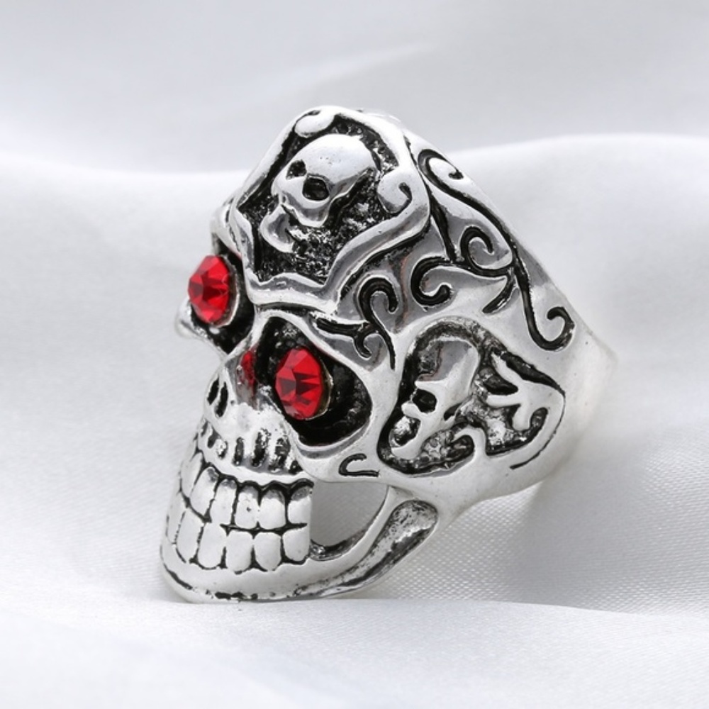 Mens Biker Ring Skull Red Crystal eyes Size 11